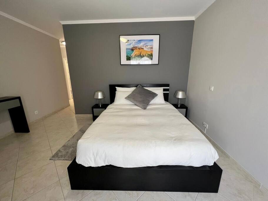 Luxury Modern Beach Apartment กัวเตย์รา ภายนอก รูปภาพ