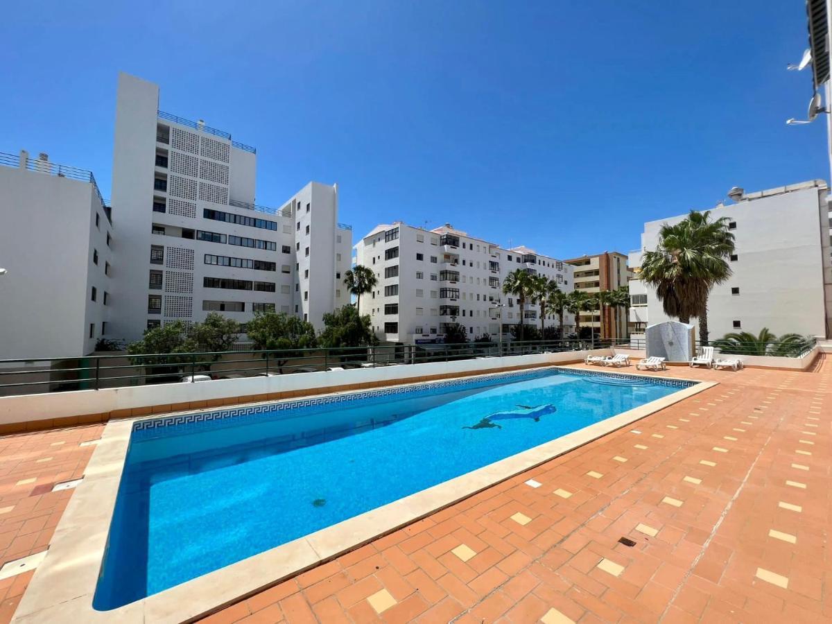 Luxury Modern Beach Apartment กัวเตย์รา ภายนอก รูปภาพ